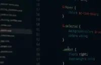 Редактор с чист CSS код на екран