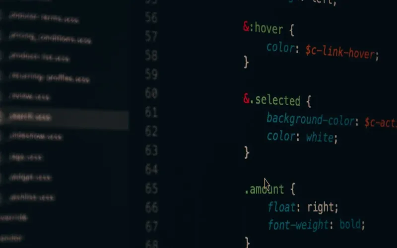 Редактор с чист CSS код на екран